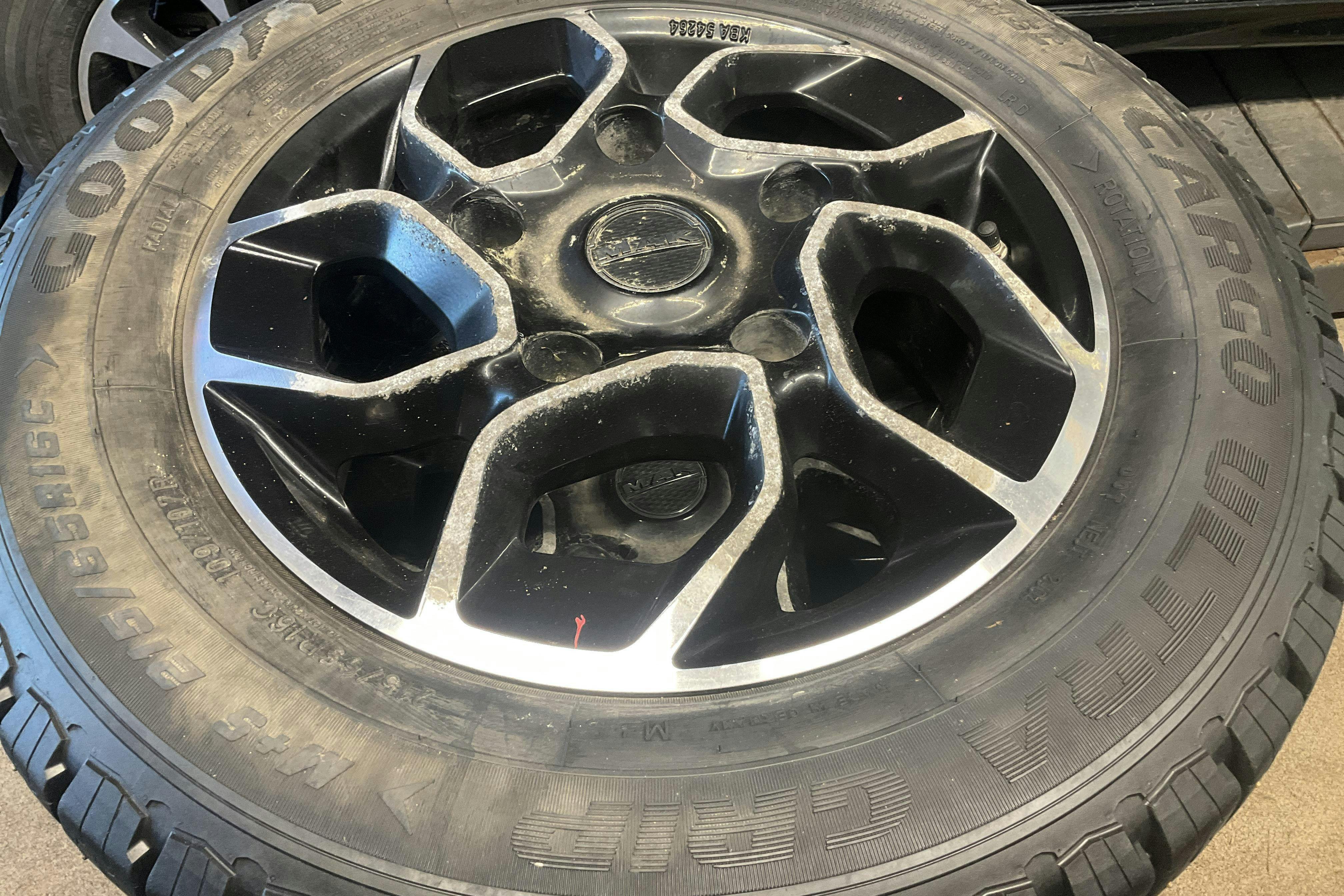 Vehicle Image 20