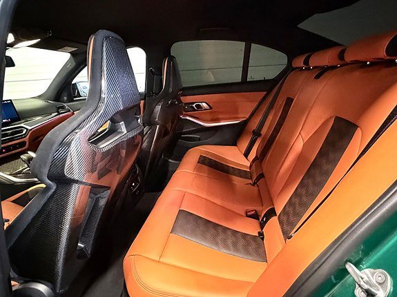 Vehicle Image 23