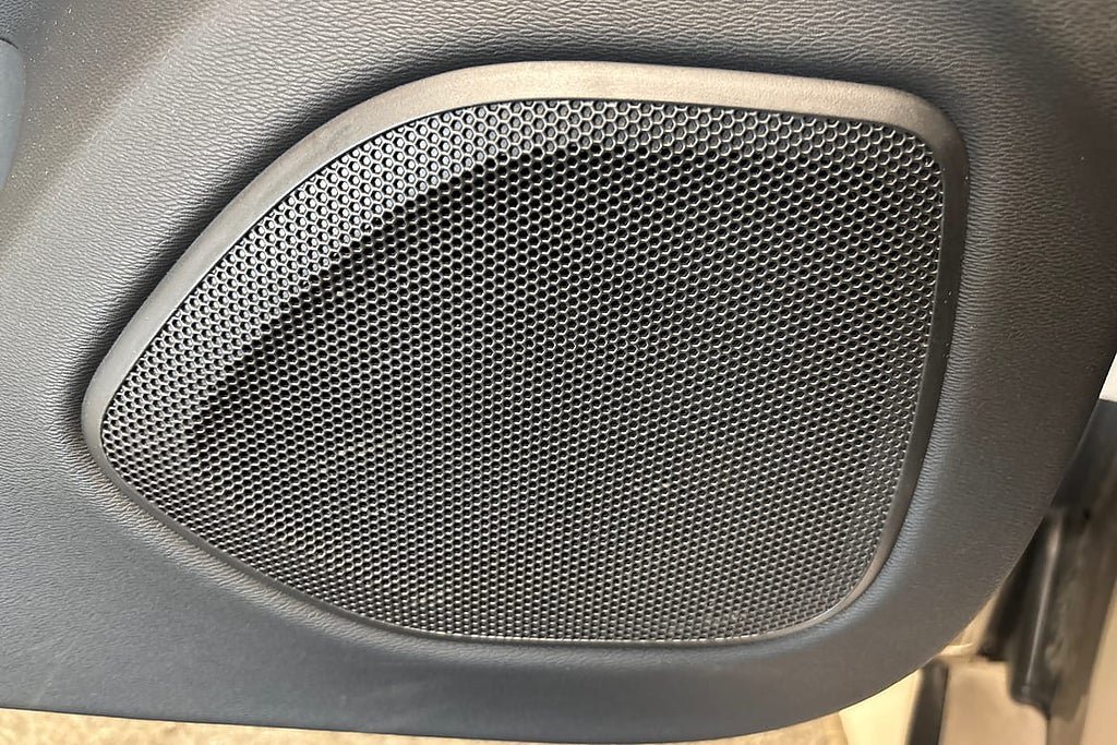 Vehicle Image 22