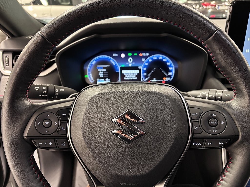 Vehicle Image 9