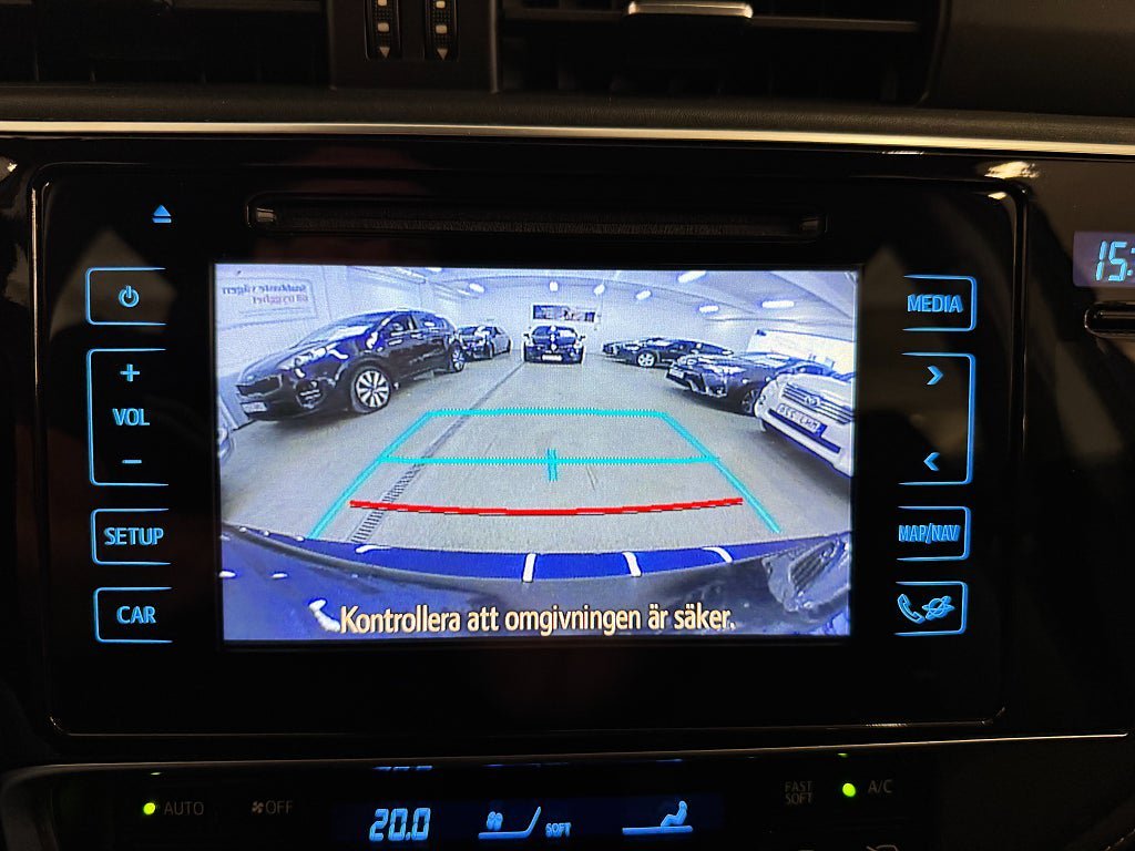 Vehicle Image 21