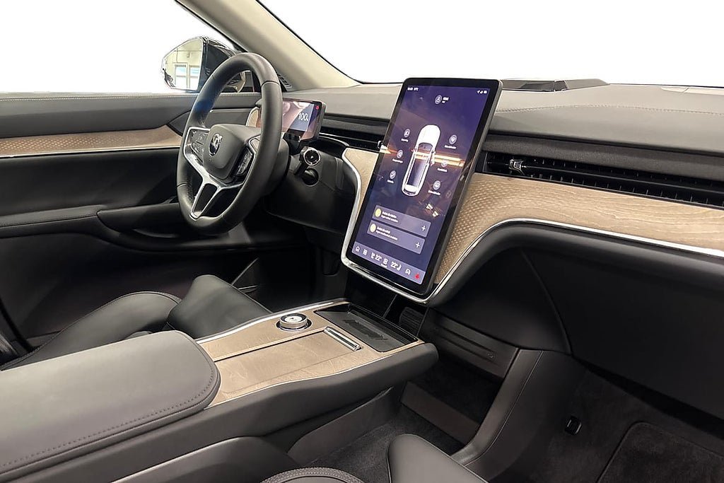 Vehicle Image 10