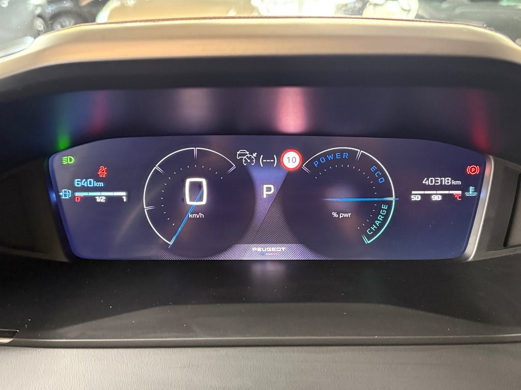 Vehicle Image 15