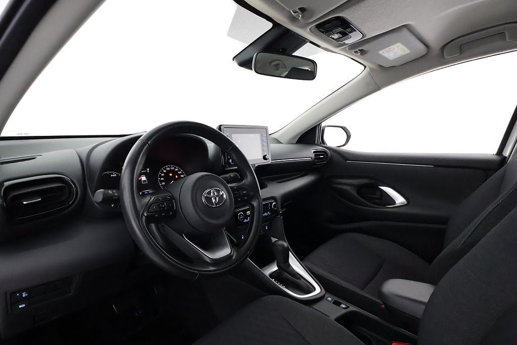 Vehicle Image 11