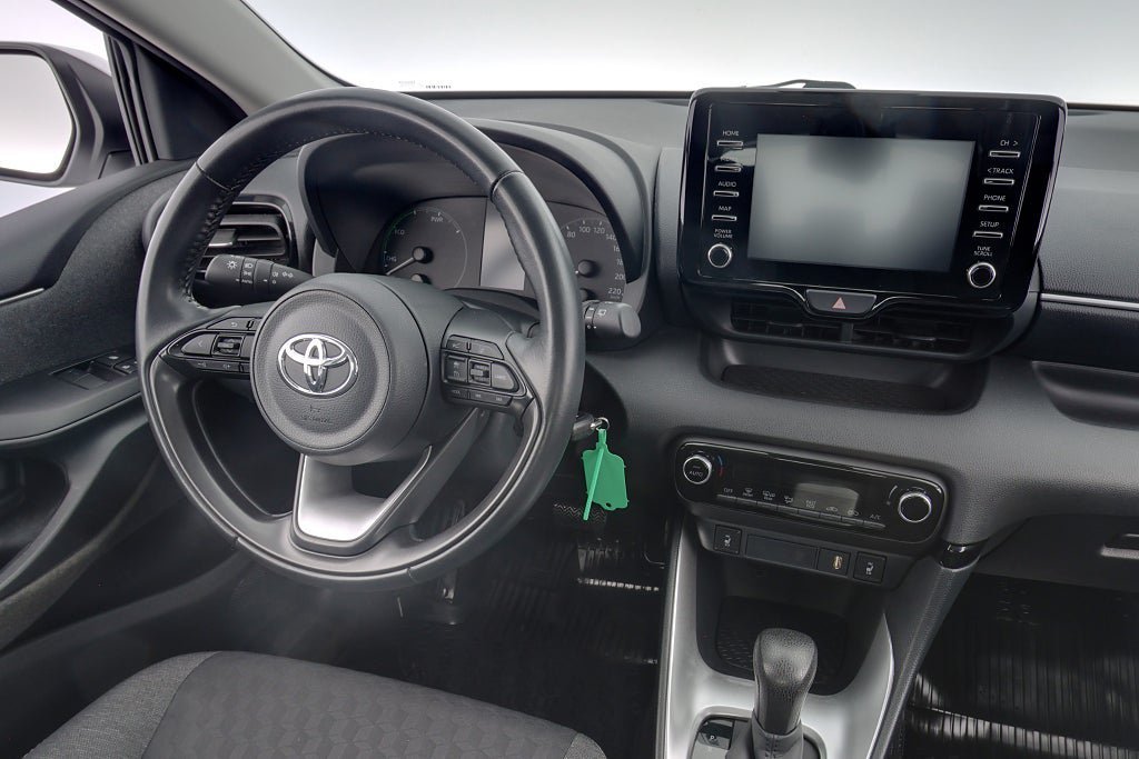 Vehicle Image 14