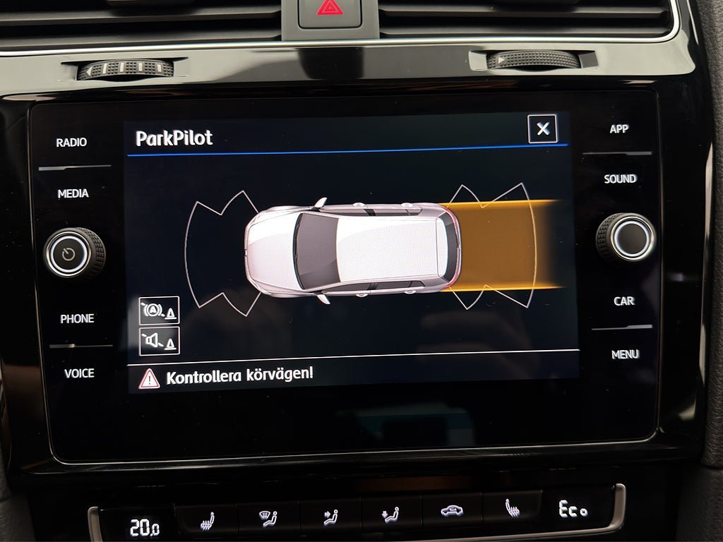 Vehicle Image 18