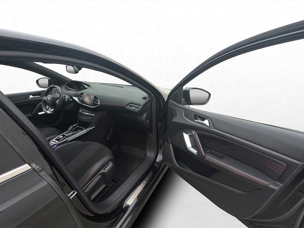 Vehicle Image 31