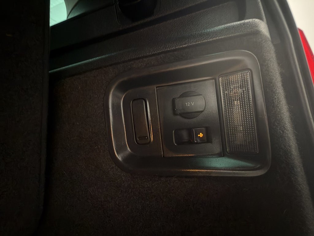Vehicle Image 29