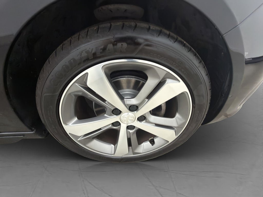 Vehicle Image 37