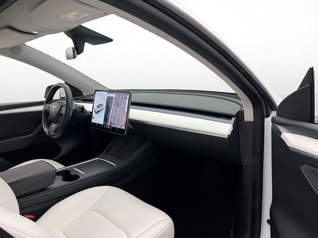 Vehicle Image 19