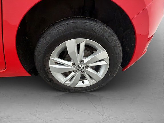 Vehicle Image 24