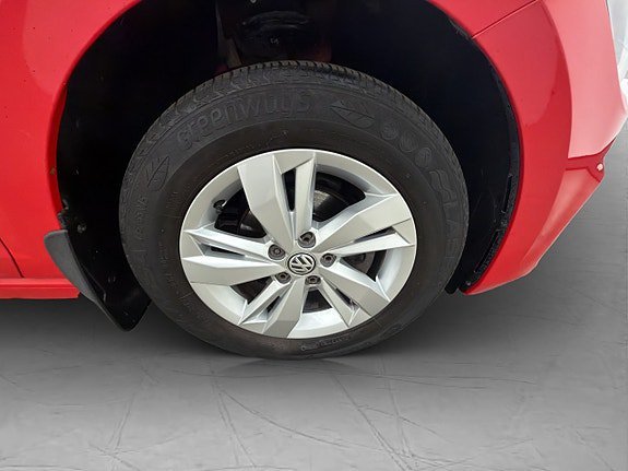 Vehicle Image 26