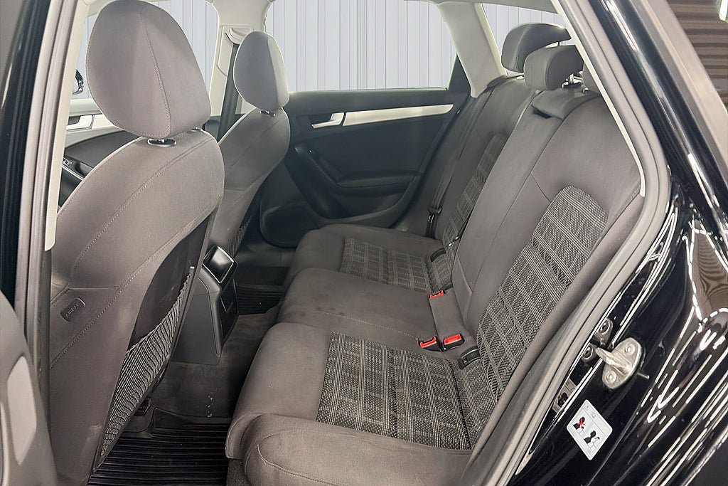 Vehicle Image 17