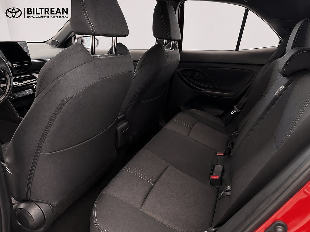 Vehicle Image 7
