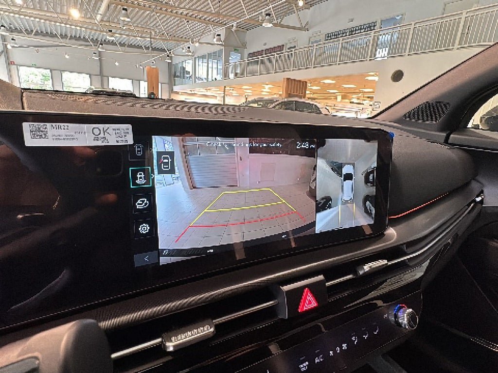 Vehicle Image 18