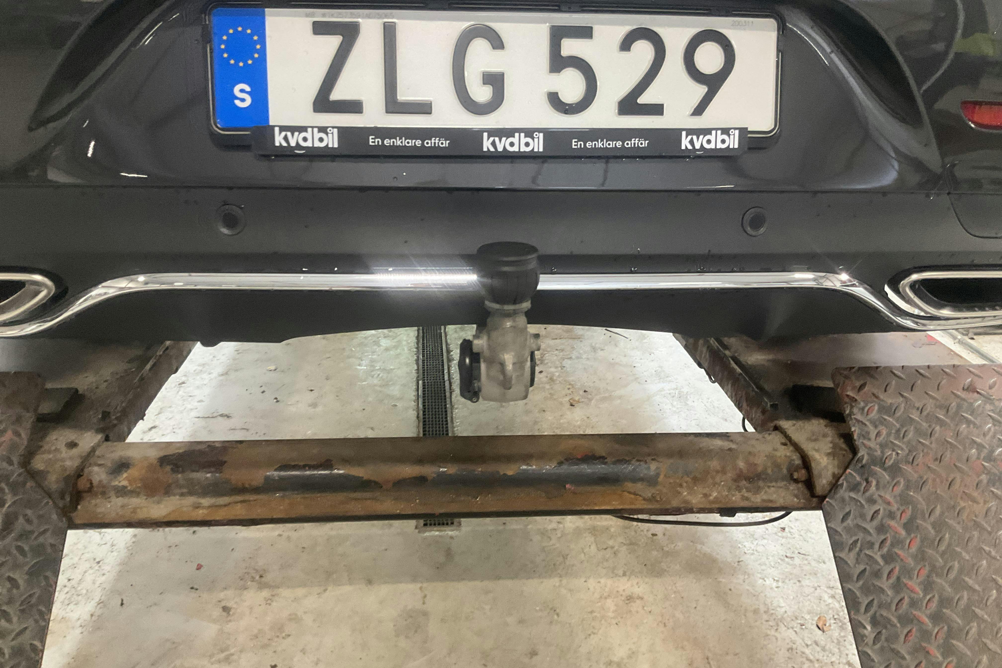 Vehicle Image 13