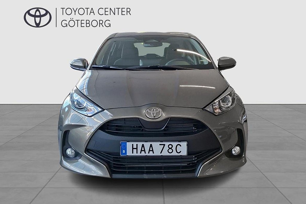Vehicle Image 7