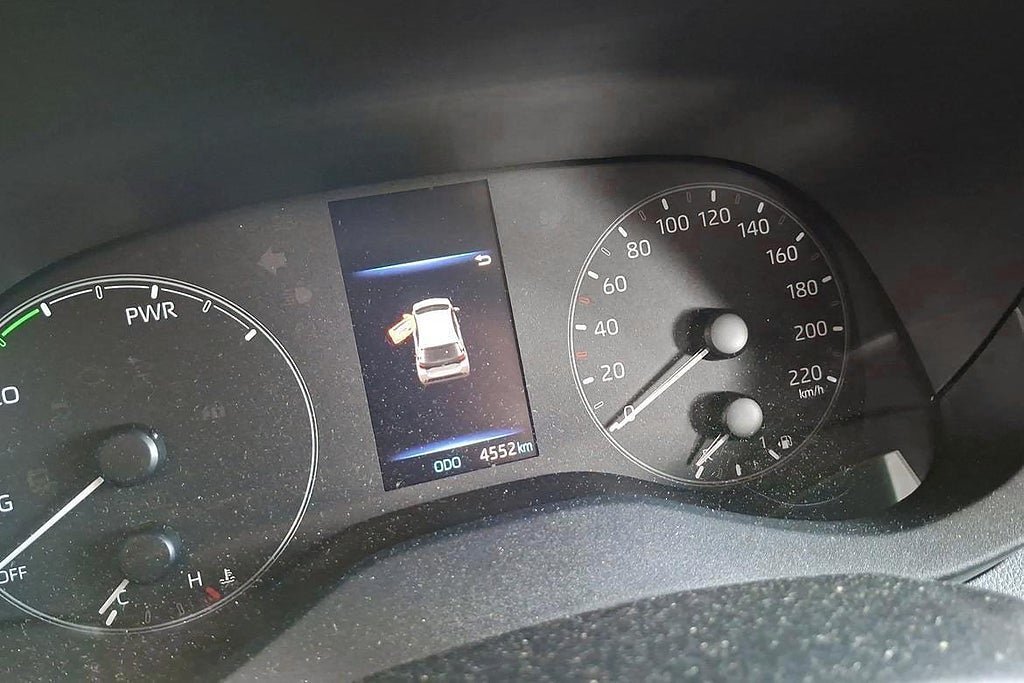 Vehicle Image 13