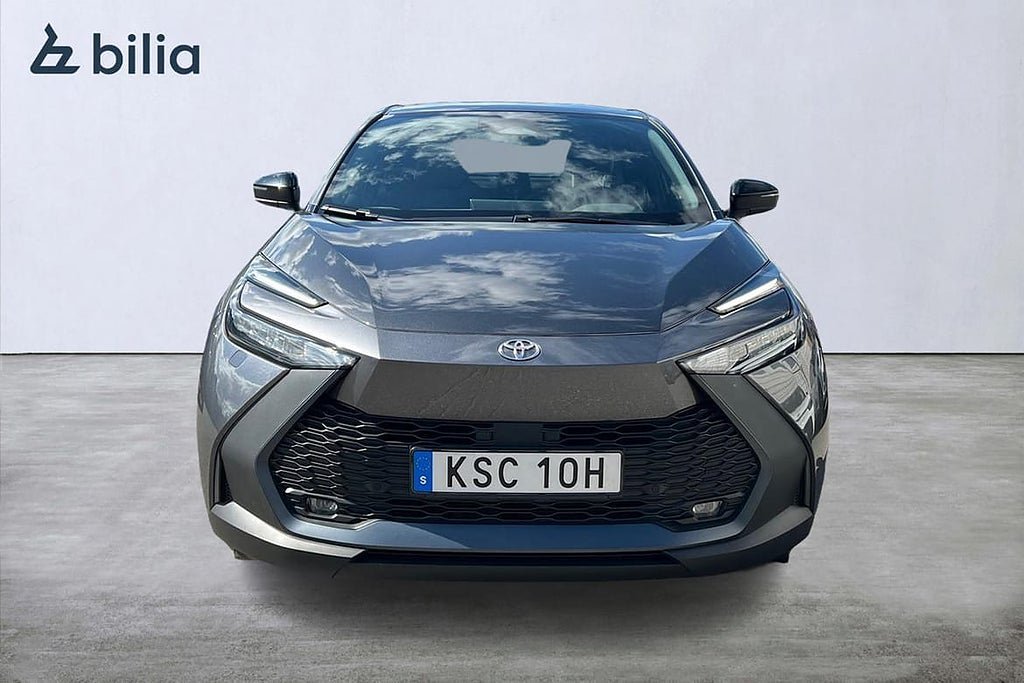 Vehicle Image 6