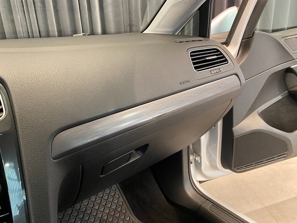 Vehicle Image 41