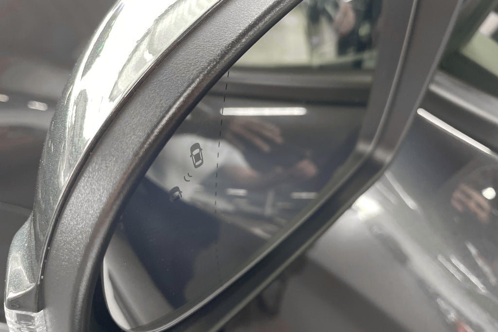 Vehicle Image 27