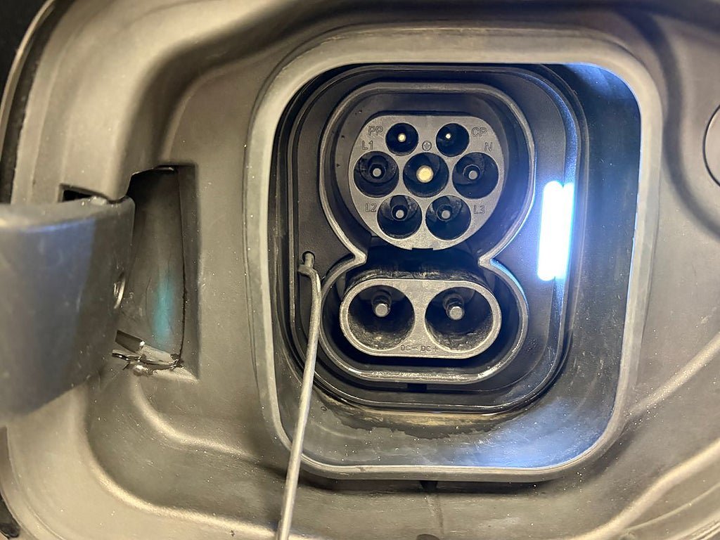 Vehicle Image 21