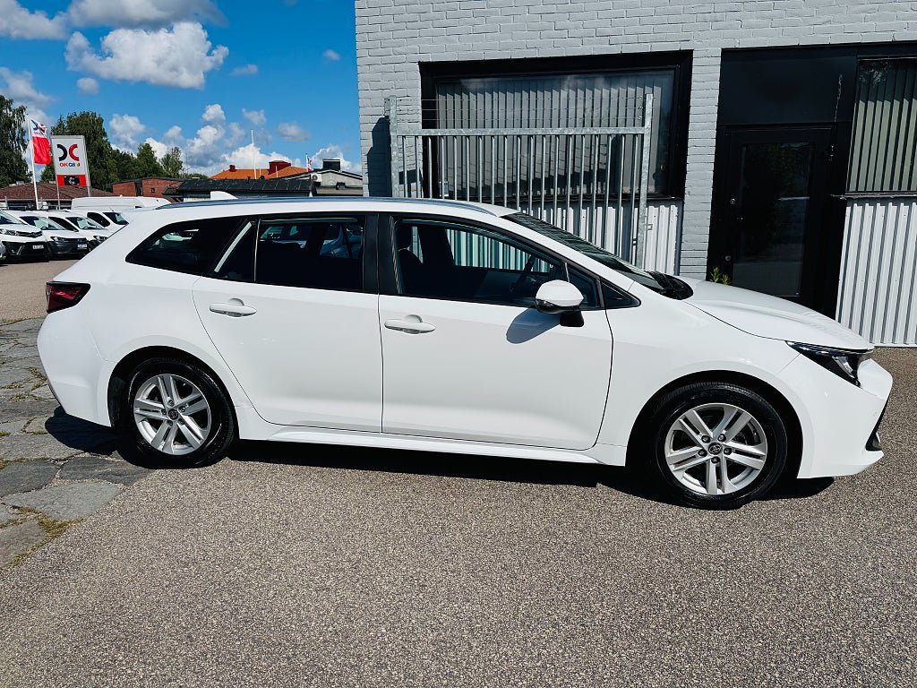Vehicle Image 10
