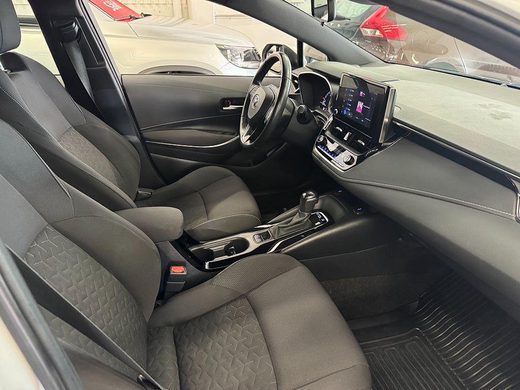 Vehicle Image 17