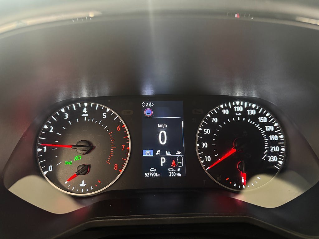 Vehicle Image 21