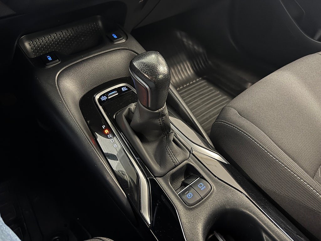 Vehicle Image 22