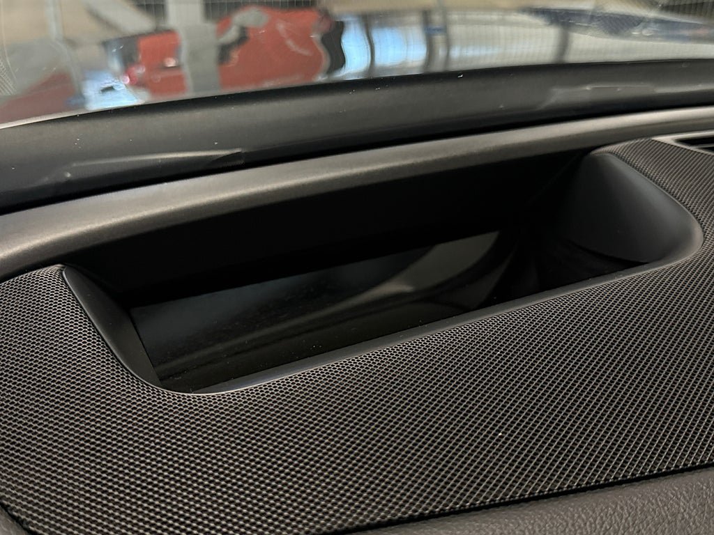 Vehicle Image 26