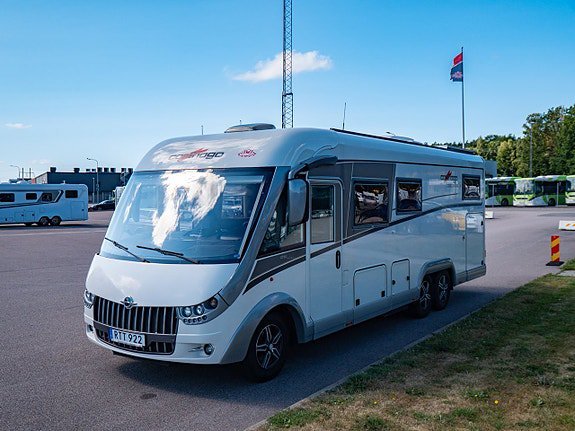 Vehicle Image 26