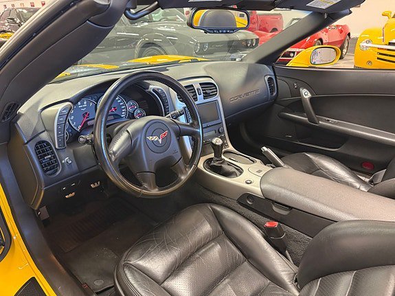 Vehicle Image 26