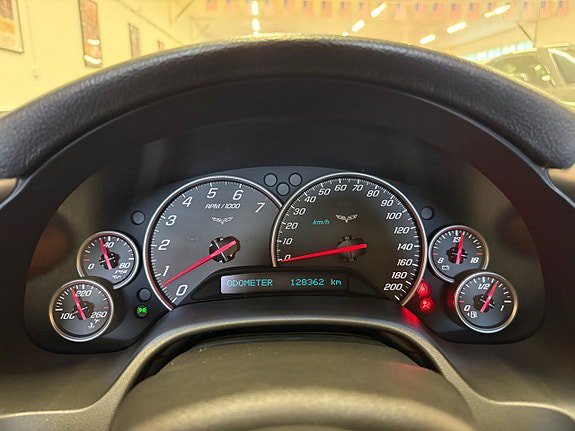 Vehicle Image 28