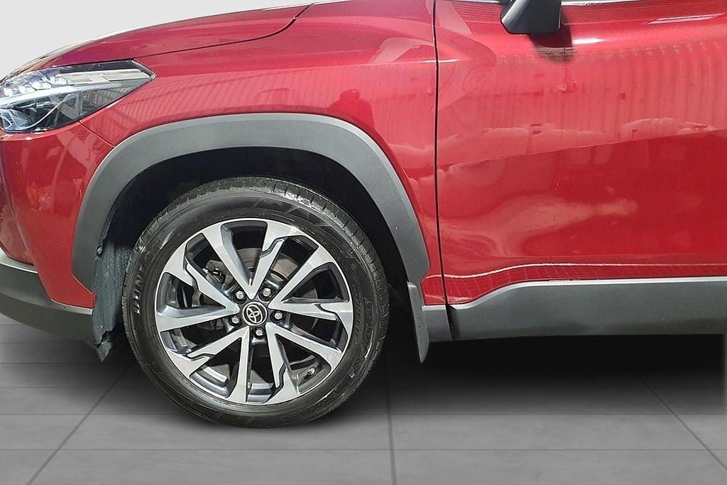 Vehicle Image 12