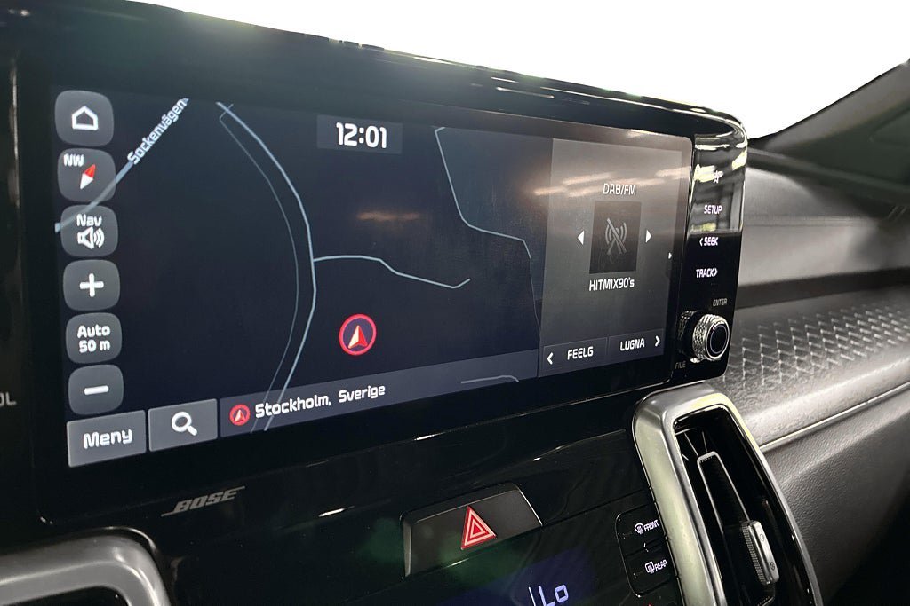 Vehicle Image 32