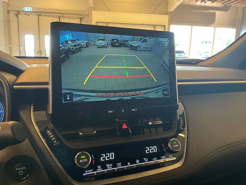 Vehicle Image 15