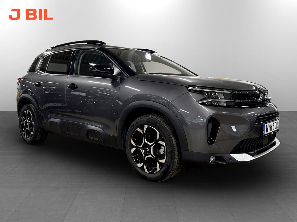 Vehicle Image 16