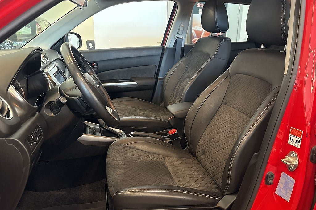 Vehicle Image 10