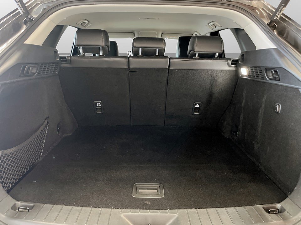 Vehicle Image 23