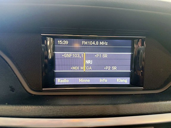 Vehicle Image 23