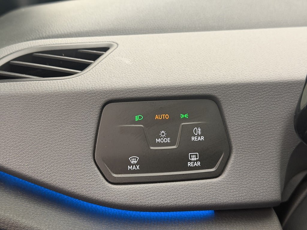 Vehicle Image 27