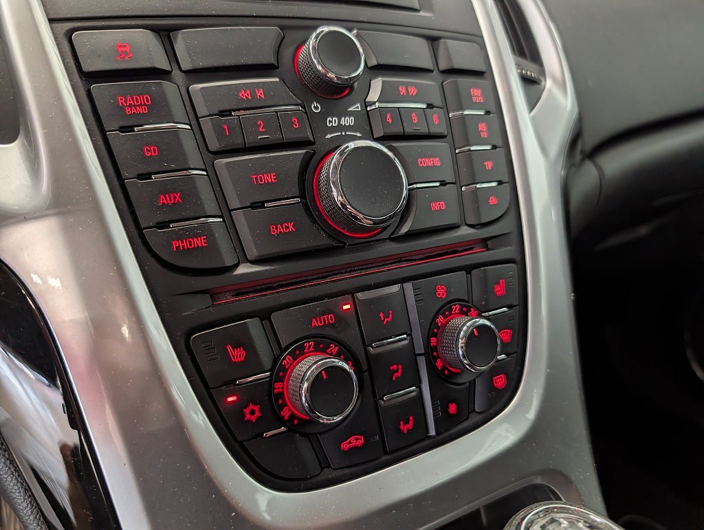 Vehicle Image 13