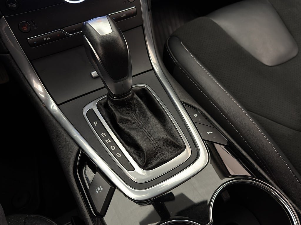 Vehicle Image 22