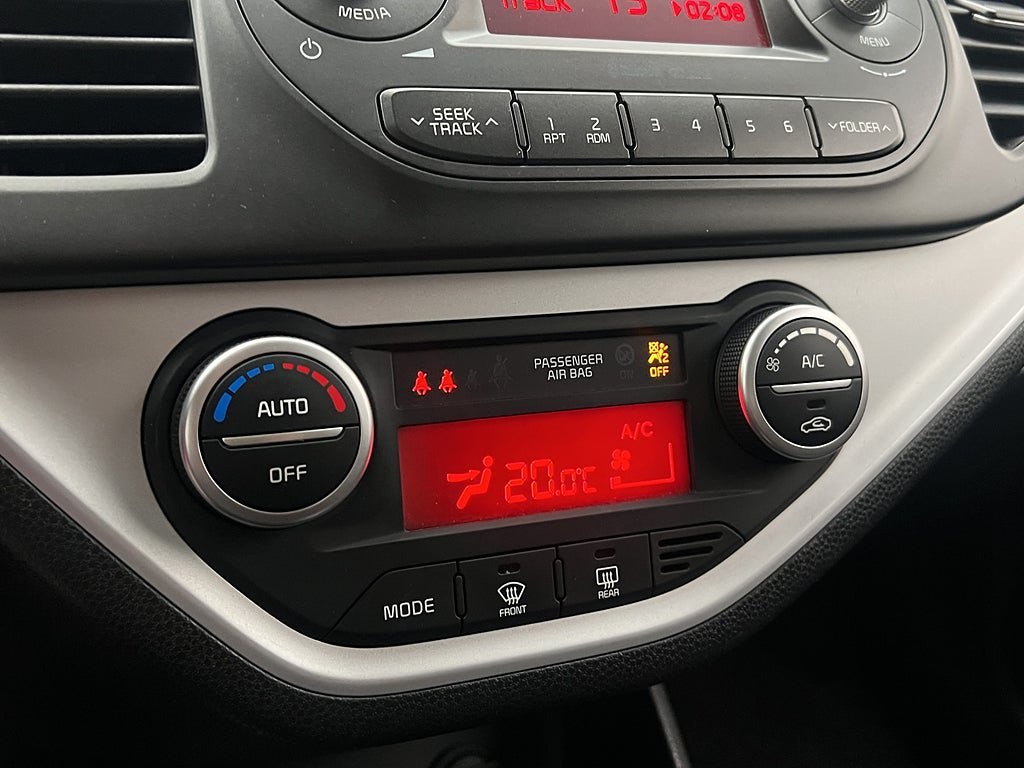 Vehicle Image 19