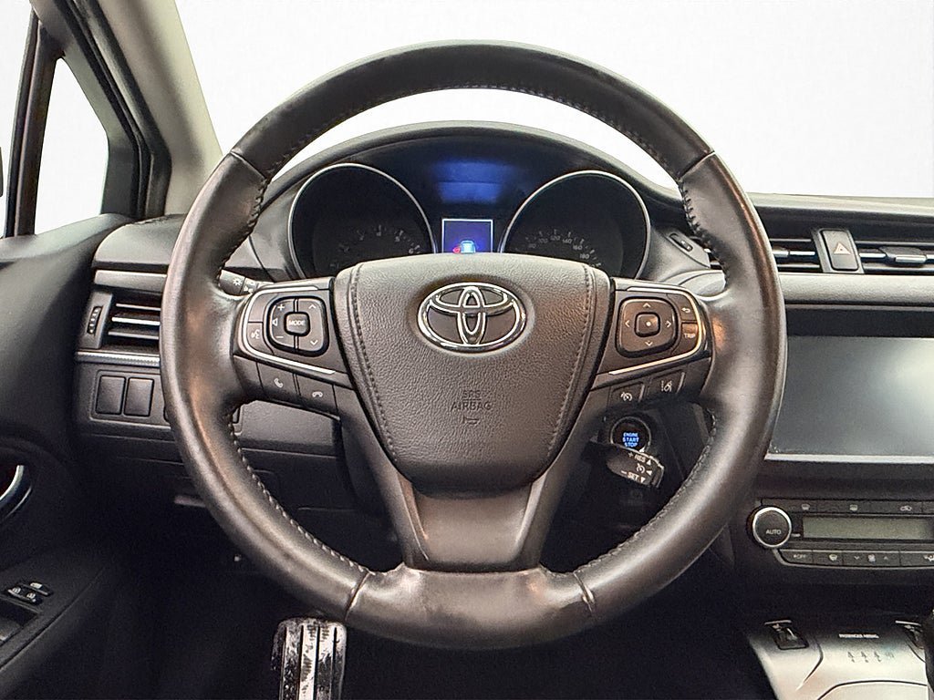 Vehicle Image 13