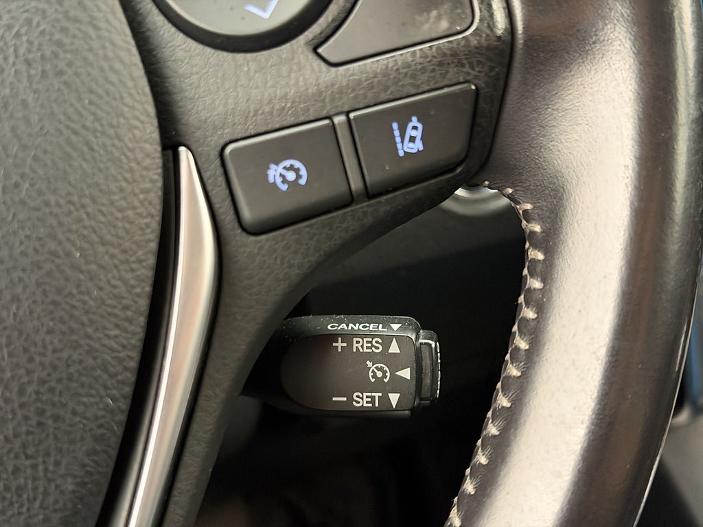 Vehicle Image 19