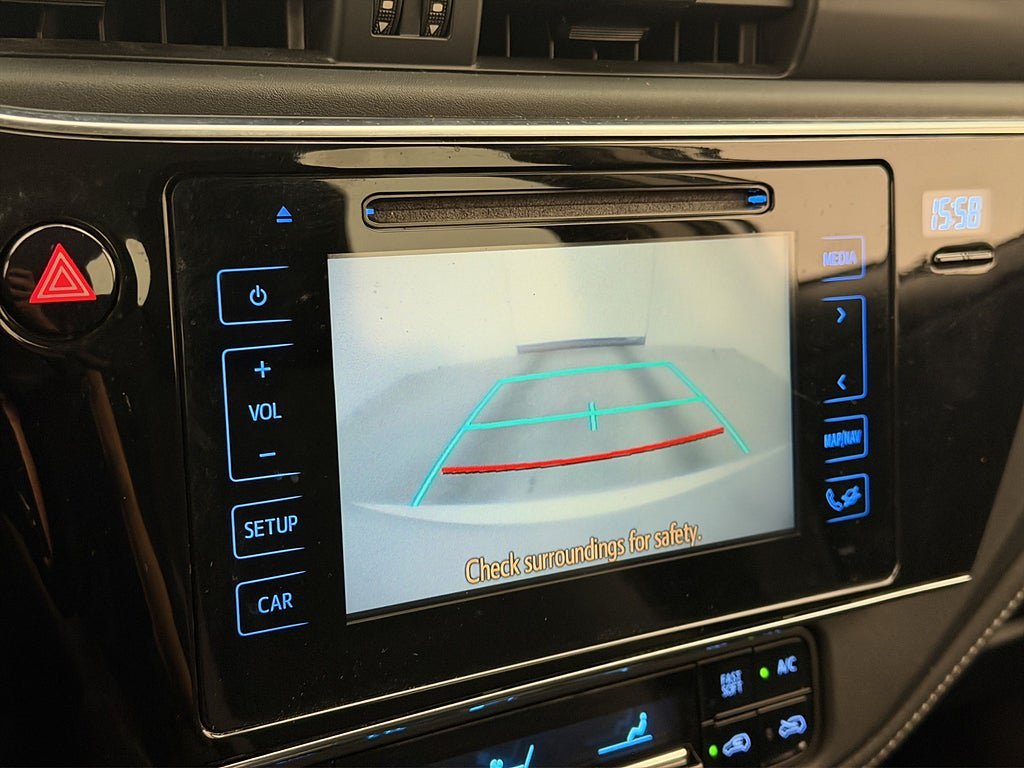 Vehicle Image 21