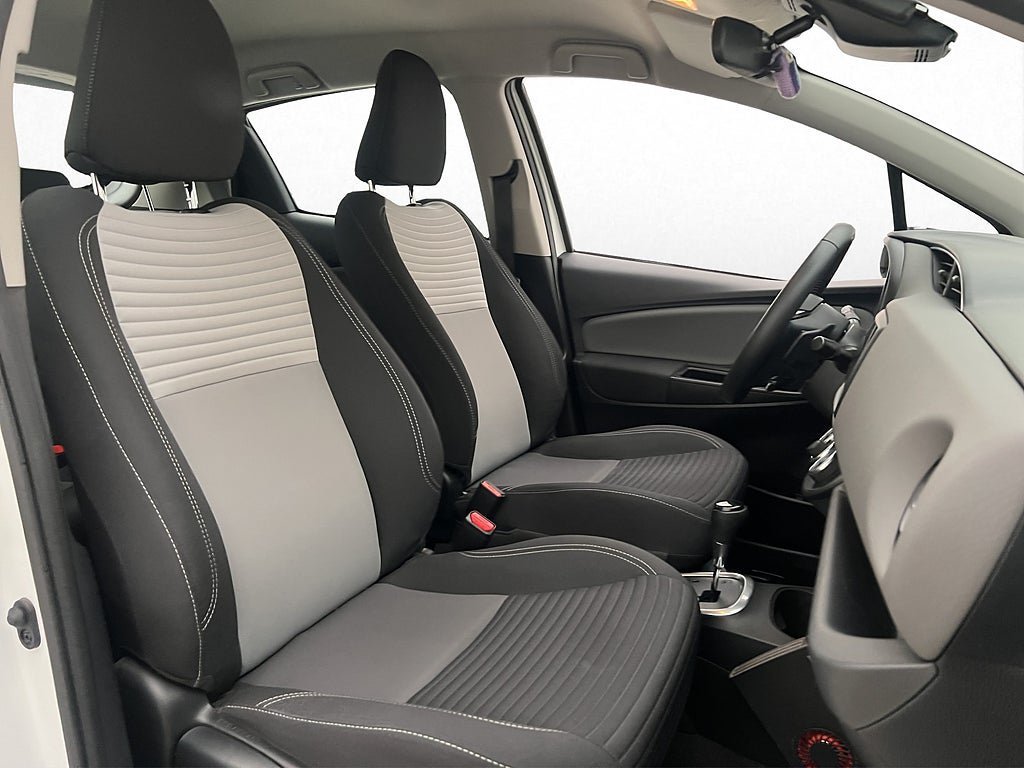 Vehicle Image 22