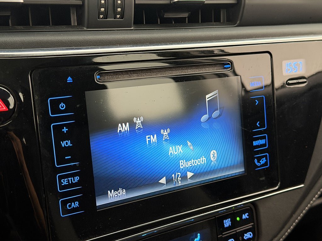 Vehicle Image 22